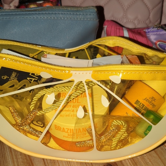 March Madness Bag Bundle ($100 Value) - Picture 2 of 7